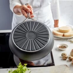 Demeyere AluPro 12" Ceramic Nonstick Fry Pan 12 Demeyere AluPro 12" Ceramic Nonstick Fry Pan -Zwilling Shop 1008005 04