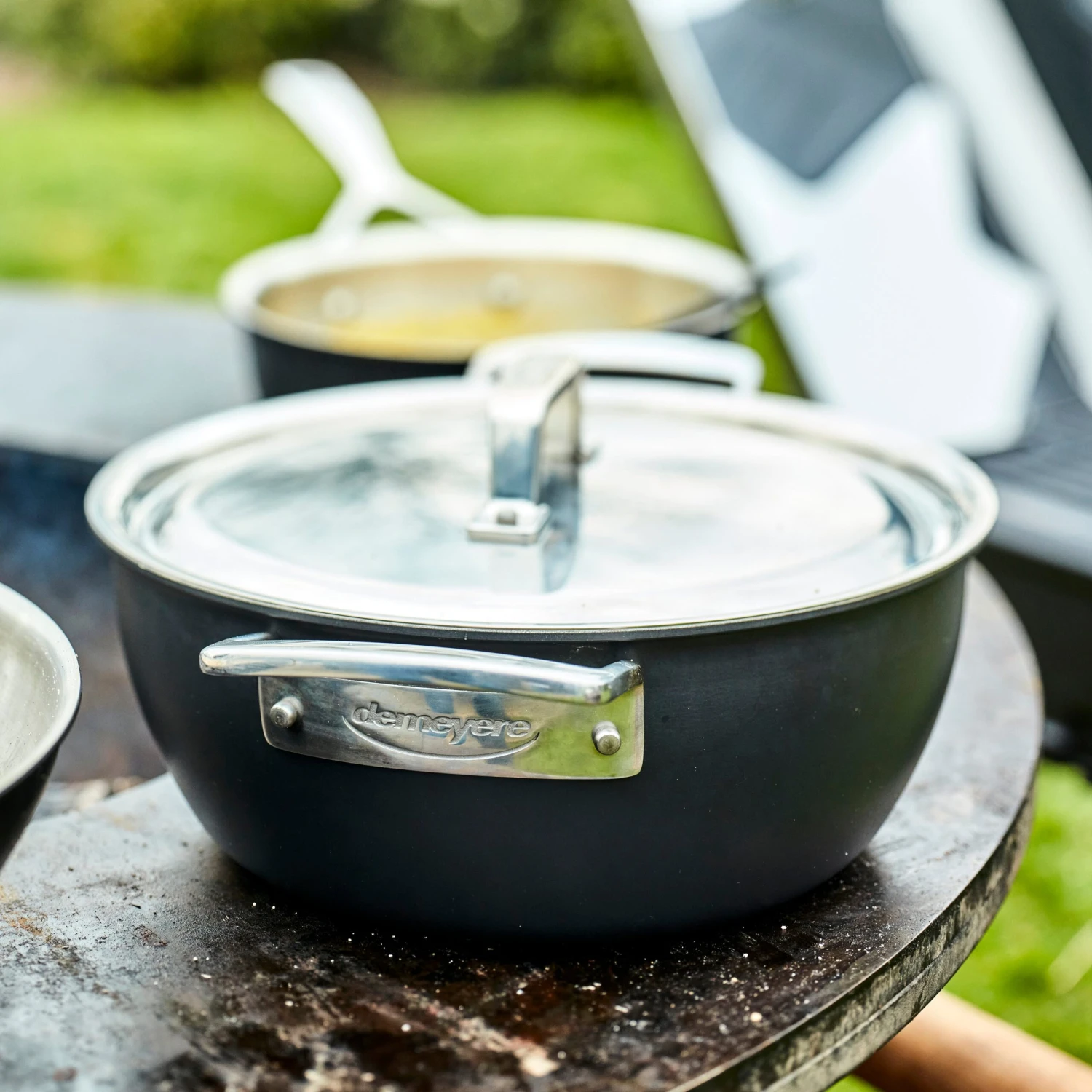 Demeyere Black 3.5-quart Dutch Oven With Lid 4 Demeyere Black 3.5-quart Dutch Oven With Lid - Image 2