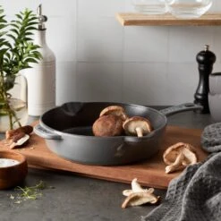 Staub 8.5" Graphite Gray Cast Iron Deep Traditional Skillet 14 Staub 8.5" Graphite Gray Cast Iron Deep Traditional Skillet -Zwilling Shop 1029926 05