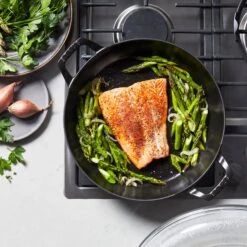 Staub 3.5-quart Cherry Red Braiser With Glass Lid -Zwilling Shop 14813023 GIF 07