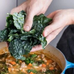 Le Creuset Signature Cast Iron 6.75-quart Marseille Round Wide Dutch Oven With Copper Knob -Zwilling Shop 1 0af1ccde ba36 46d4 a9e1 fe2813f89766