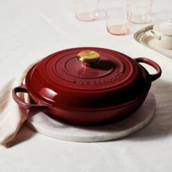 Le Creuset Signature Cast Iron 5-quart Rhone Braiser -Zwilling Shop 1 702a7fec 23c5 441a 97ef e5d5edfcce8e