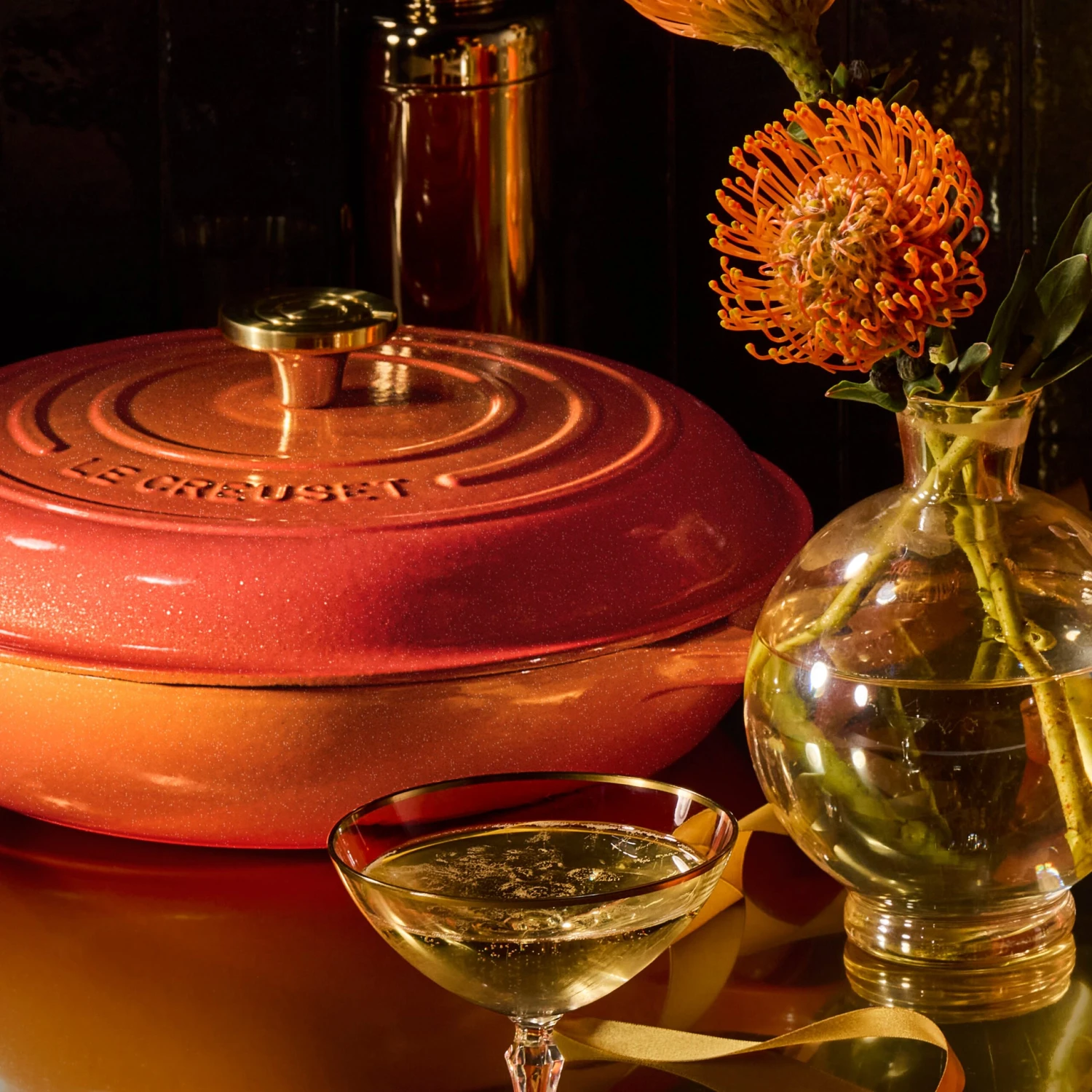 Le Creuset Signature Cast Iron 5-quart Flamme Doree Braiser 6 Le Creuset Signature Cast Iron 5-quart Flamme Doree Braiser - Image 4