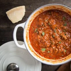 Le Creuset Signature Cast Iron 9 Piece White Cast Iron Cookware Set 15 Le Creuset Signature Cast Iron 9 Piece White Cast Iron Cookware Set -Zwilling Shop 29821