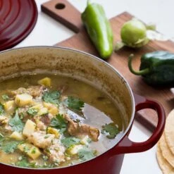 Le Creuset Signature Cast Iron 5.5-quart Rhone Round Dutch Oven -Zwilling Shop 2 5e58fd7e 68c2 4eb5 bc3a a4a1ebf29e20