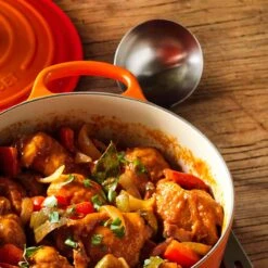 Le Creuset Signature Cast Iron 6.75-quart Flame Round Wide Dutch Oven With Copper Knob -Zwilling Shop 2 79f993e0 5c31 45d6 ae83 1a500cd4d16f