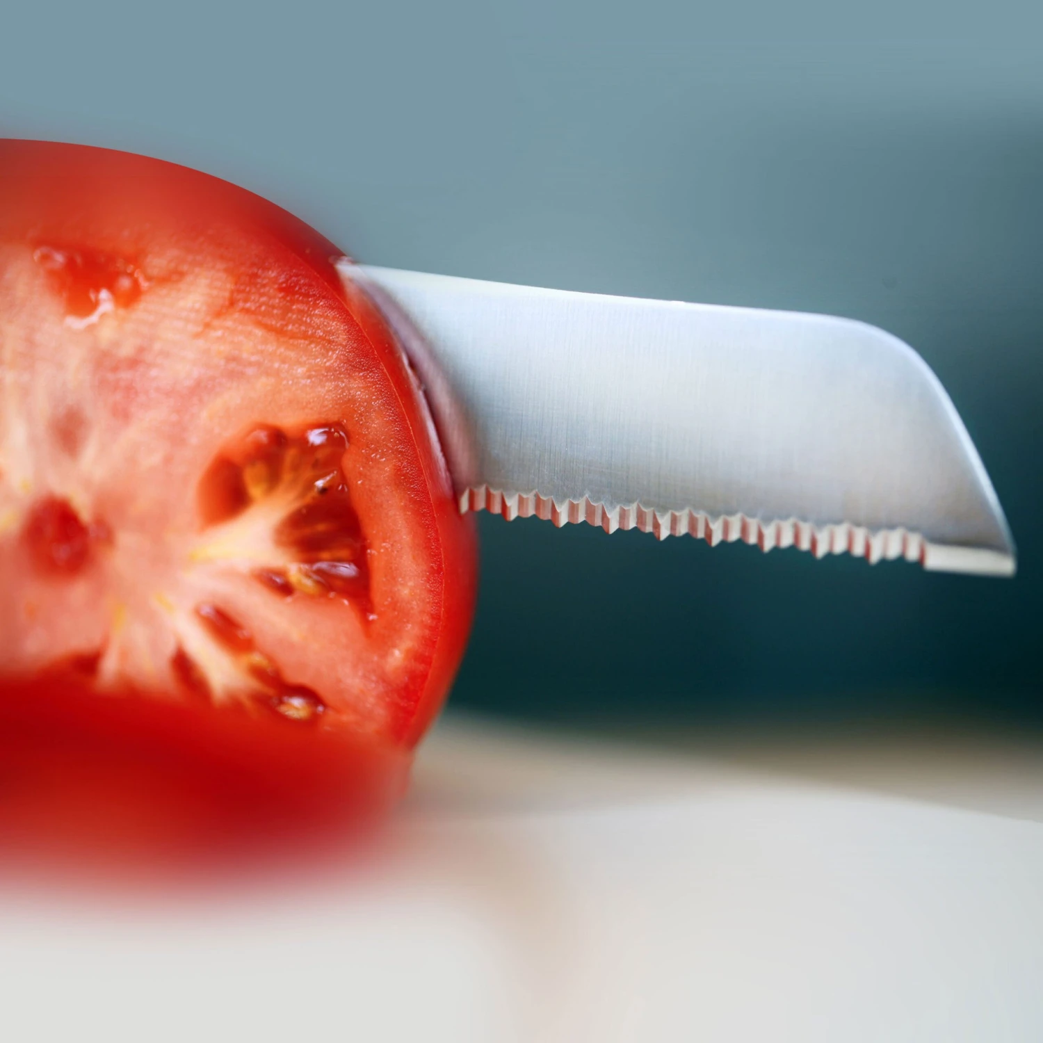 Wusthof Classic Ikon 9" Double Serrated Bread Knife 9 Wusthof Classic Ikon 9" Double Serrated Bread Knife - Image 7