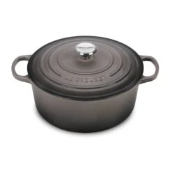 Le Creuset Signature Cast Iron 7.25-quart Oyster Round Dutch Oven