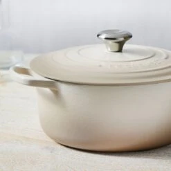 Le Creuset Signature Cast Iron 5.5-quart Meringue Round Dutch Oven 13 Le Creuset Signature Cast Iron 5.5-quart Meringue Round Dutch Oven -Zwilling Shop 37401