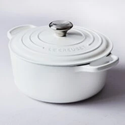 Le Creuset Signature Cast Iron 7.25-quart White Round Dutch Oven -Zwilling Shop 37442