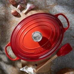 Le Creuset Signature Cast Iron 2.75-quart Cerise Oval Dutch Oven 14 Le Creuset Signature Cast Iron 2.75-quart Cerise Oval Dutch Oven -Zwilling Shop 37601