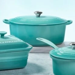 Le Creuset Signature Cast Iron 5-quart Caribbean Oval Dutch Oven -Zwilling Shop 37674