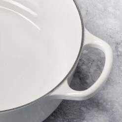 Le Creuset Signature Cast Iron 5-quart White Oval Dutch Oven -Zwilling Shop 37718