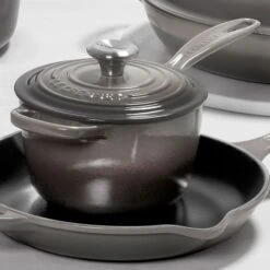 Le Creuset Signature Cast Iron 2.25-quart Oyster Saucepan -Zwilling Shop 37897