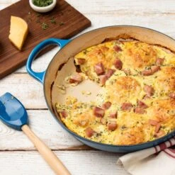 Le Creuset Signature Cast Iron 3.5-quart Marseille Braiser -Zwilling Shop 37965 6fd5ce1e a54d 4539 8078 777d2eed68e6