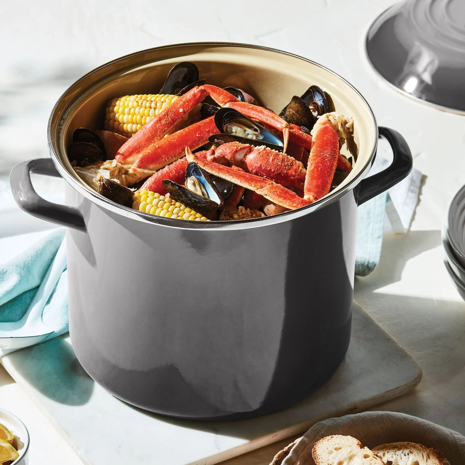 Le Creuset Enameled Steel 8-quart Oyster Stock Pot 6 Le Creuset Enameled Steel 8-quart Oyster Stock Pot - Image 4