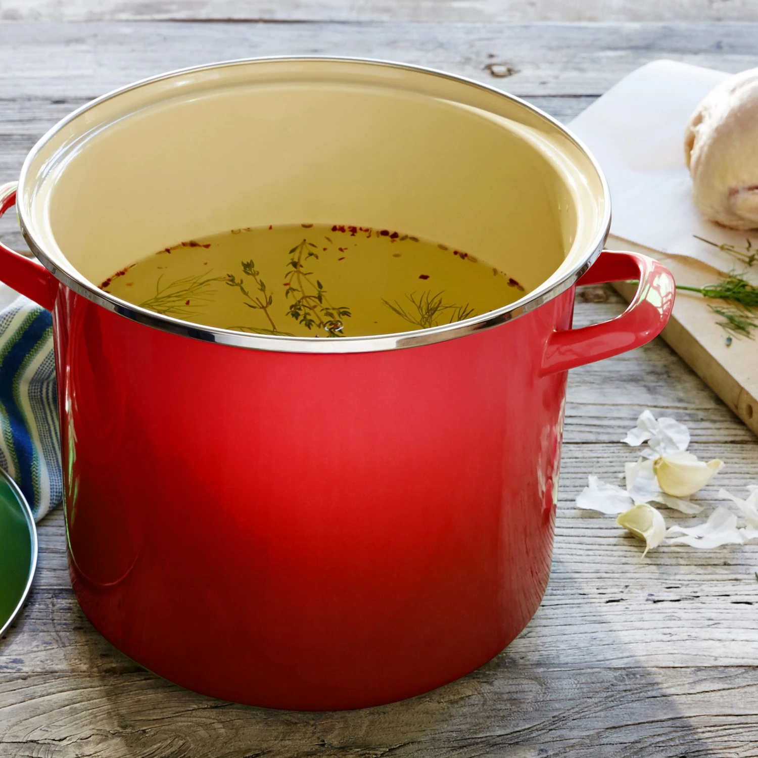 Le Creuset Enameled Steel 8-quart Cerise Stock Pot 6 Le Creuset Enameled Steel 8-quart Cerise Stock Pot - Image 4