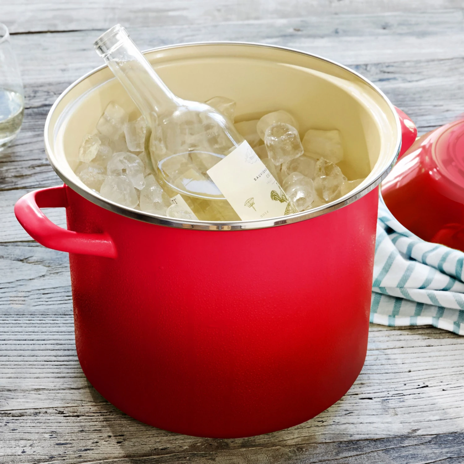 Le Creuset Enameled Steel 8-quart Cerise Stock Pot 9 Le Creuset Enameled Steel 8-quart Cerise Stock Pot - Image 7