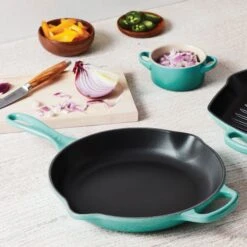 Le Creuset Signature Cast Iron 10.25" Caribbean Skillet -Zwilling Shop 38193