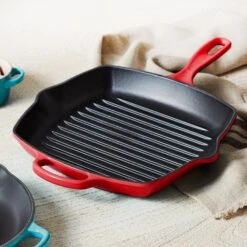 Le Creuset Signature Cast Iron 10.25" Cerise Square Grill Pan -Zwilling Shop 38396