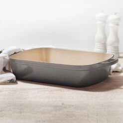 Le Creuset Signature Cast Iron 12.75" X 9.75" Oyster Roasting Pan -Zwilling Shop 38509