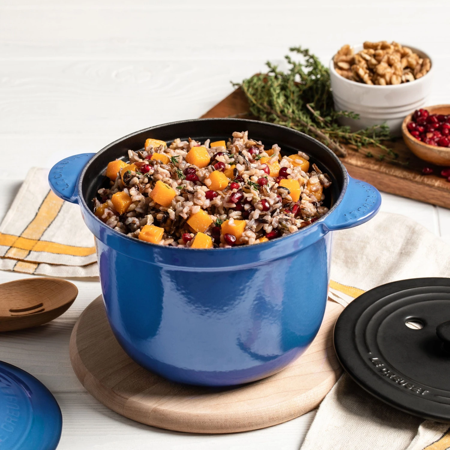 Le Creuset Signature Cast Iron 2.25-quart Marseille Rice Pot With Stoneware Insert 4 Le Creuset Signature Cast Iron 2.25-quart Marseille Rice Pot With Stoneware Insert - Image 2