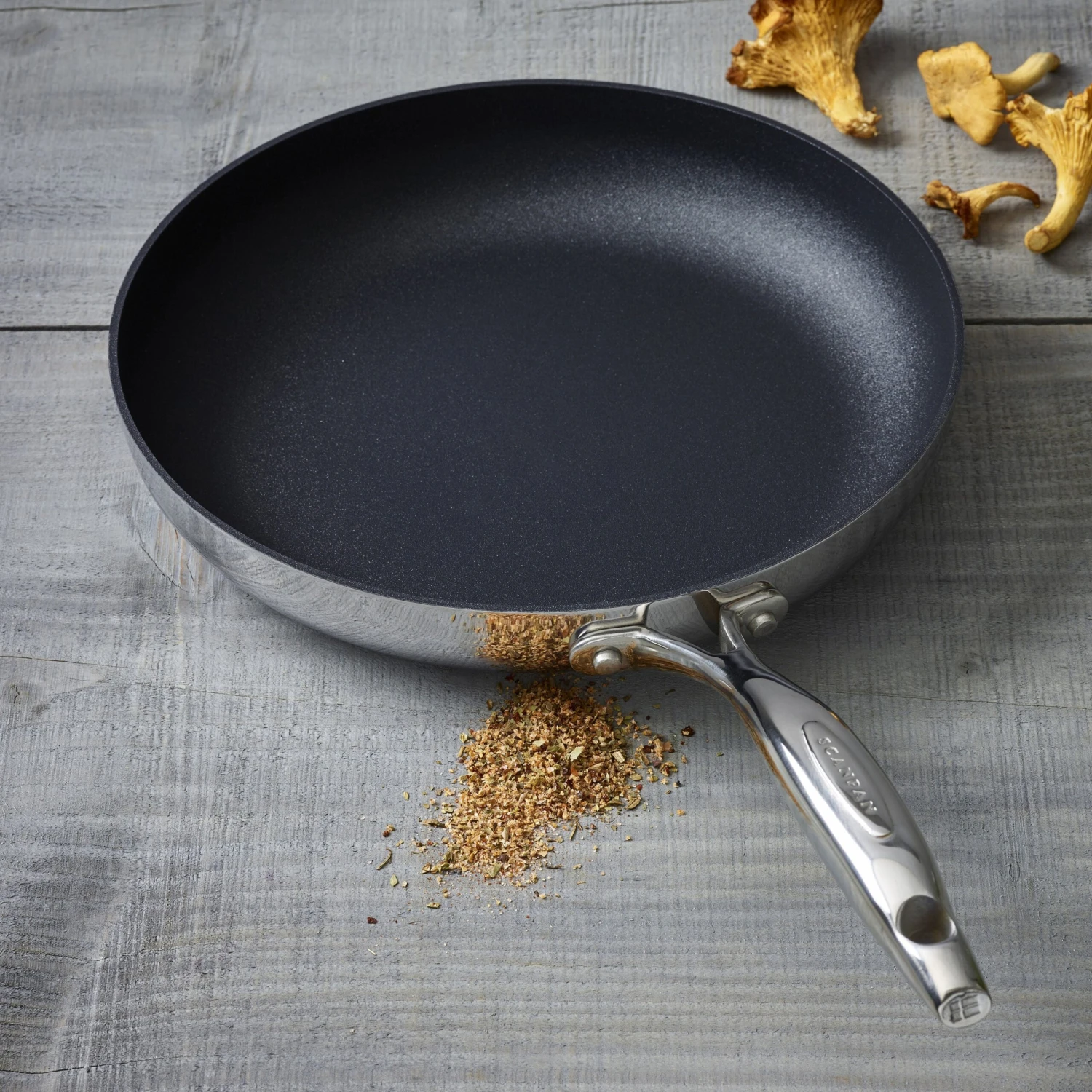Scanpan HaptIQ 11" Stainless Steel Nonstick Fry Pan 7 Scanpan HaptIQ 11" Stainless Steel Nonstick Fry Pan - Image 5