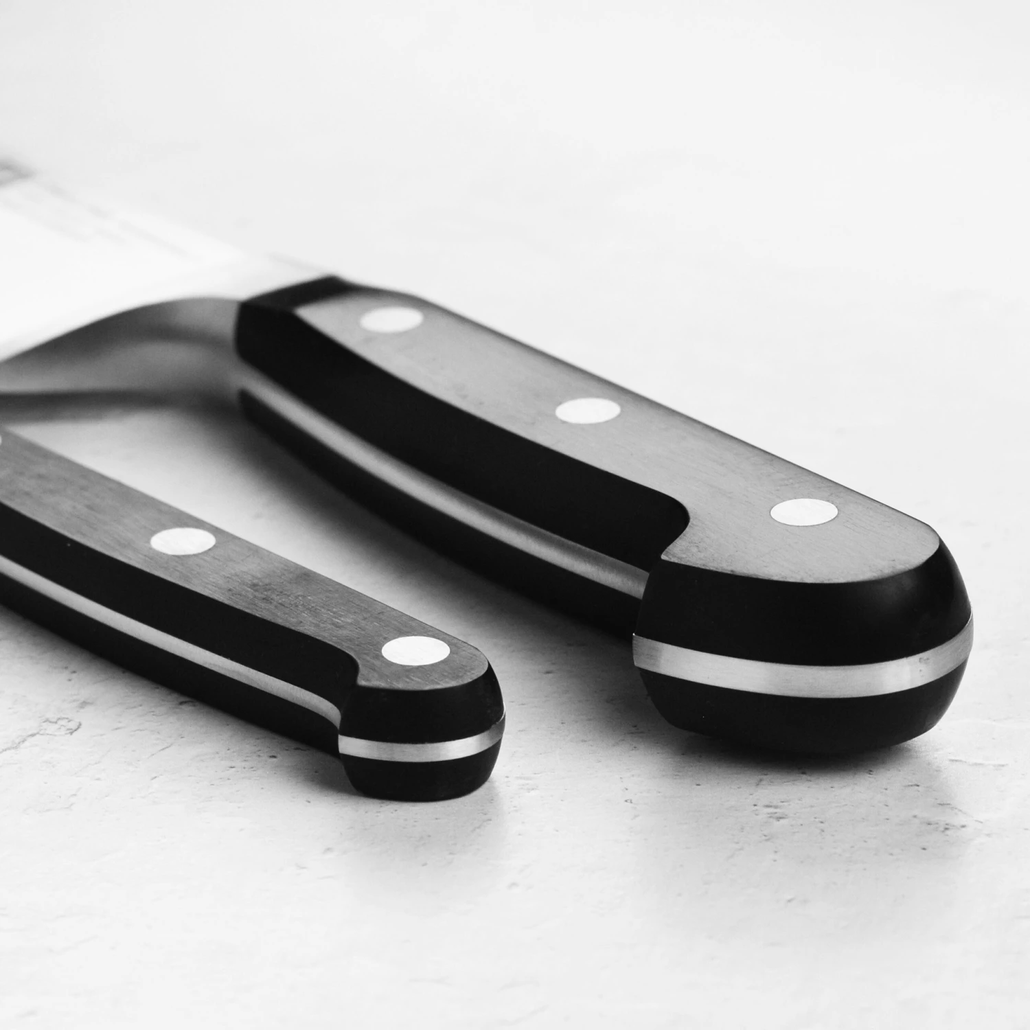 Zwilling Professional S 2 Piece Chef's & Paring Knife Set 4 Zwilling Professional S 2 Piece Chef's & Paring Knife Set - Image 2