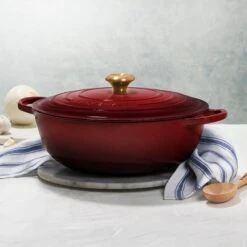 Le Creuset Signature Cast Iron 7.5-quart Rhone Chef's Oven 12 Le Creuset Signature Cast Iron 7.5-quart Rhone Chef's Oven -Zwilling Shop 3 0835f7fd 4121 4c5a 9148 ec9b296e0fdb