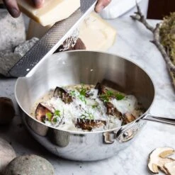 All-Clad D3 Stainless 2-quart Saucier -Zwilling Shop 40053