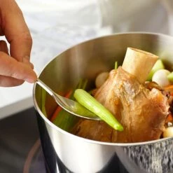 All-Clad D3 Stainless 1-quart Saucepan -Zwilling Shop 40257