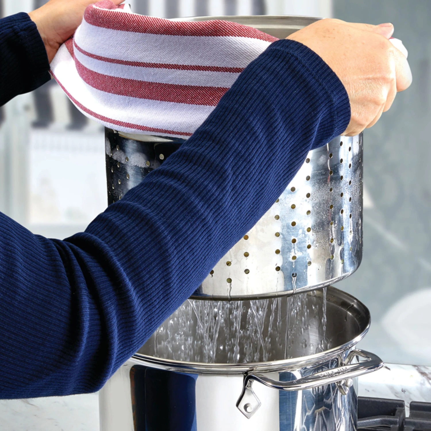 All-Clad 12-quart Multi-Function Stock Pot 5 All-Clad 12-quart Multi-Function Stock Pot - Image 3