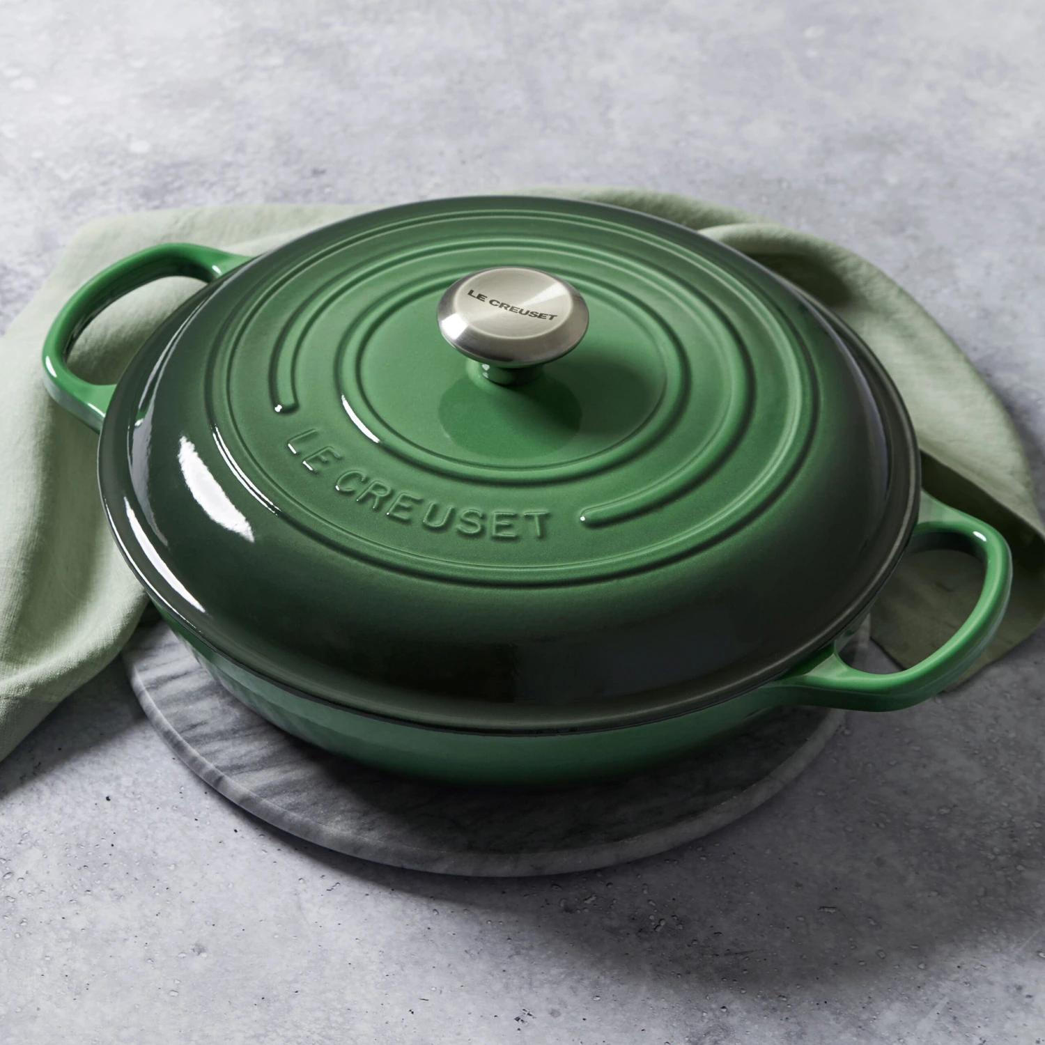 Le Creuset Signature Cast Iron 3.5-quart Artichaut Braiser 4 Le Creuset Signature Cast Iron 3.5-quart Artichaut Braiser - Image 2