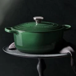 Le Creuset Signature Cast Iron 5.5-quart Artichaut Round Dutch Oven -Zwilling Shop 40460