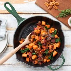 Le Creuset Signature Cast Iron 9" Artichaut Skillet -Zwilling Shop 40470