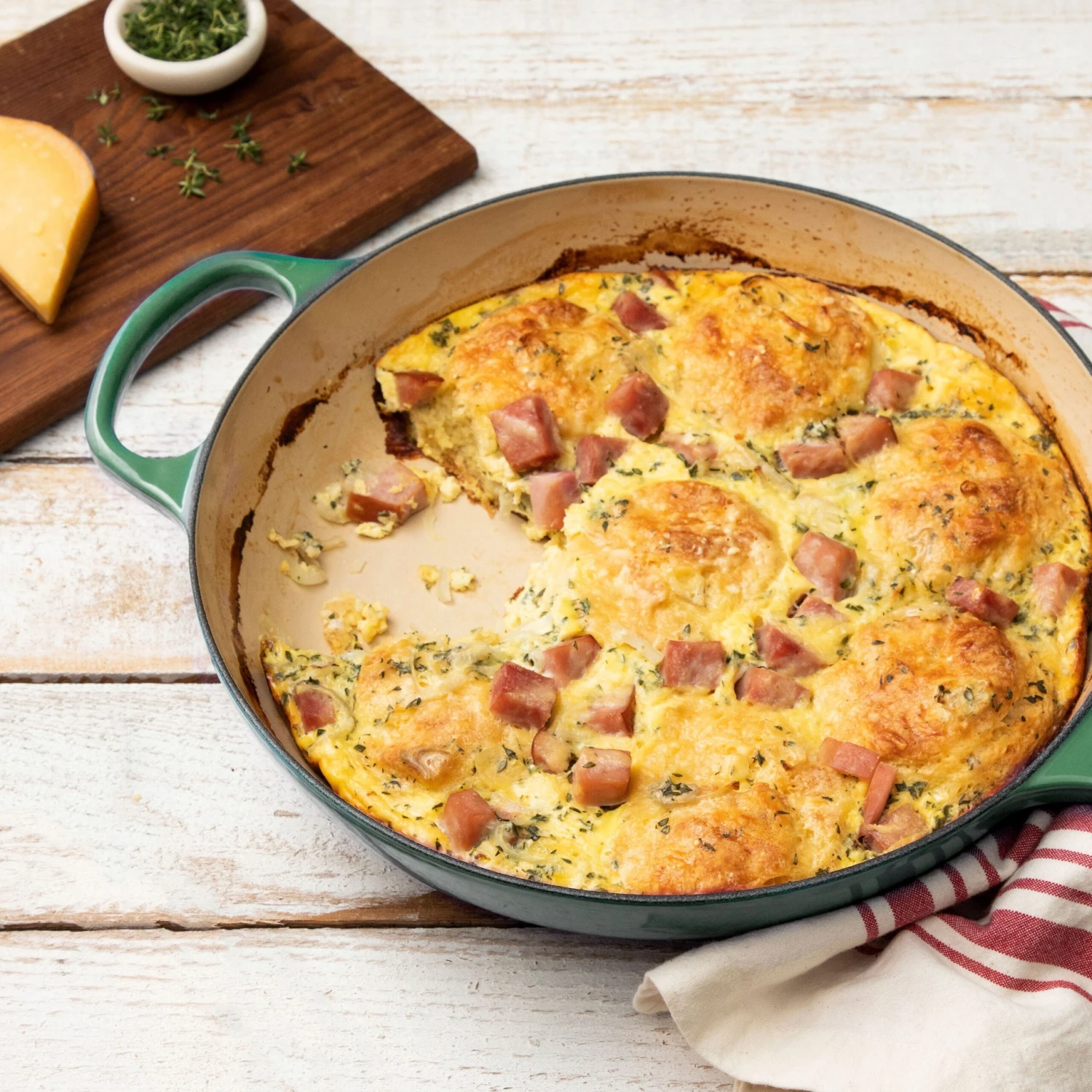 Le Creuset Signature Cast Iron 3.5-quart Artichaut Braiser 8 Le Creuset Signature Cast Iron 3.5-quart Artichaut Braiser - Image 6