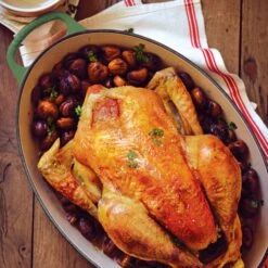 Le Creuset Signature Cast Iron 6.75-quart Artichaut Oval Dutch Oven -Zwilling Shop 40524