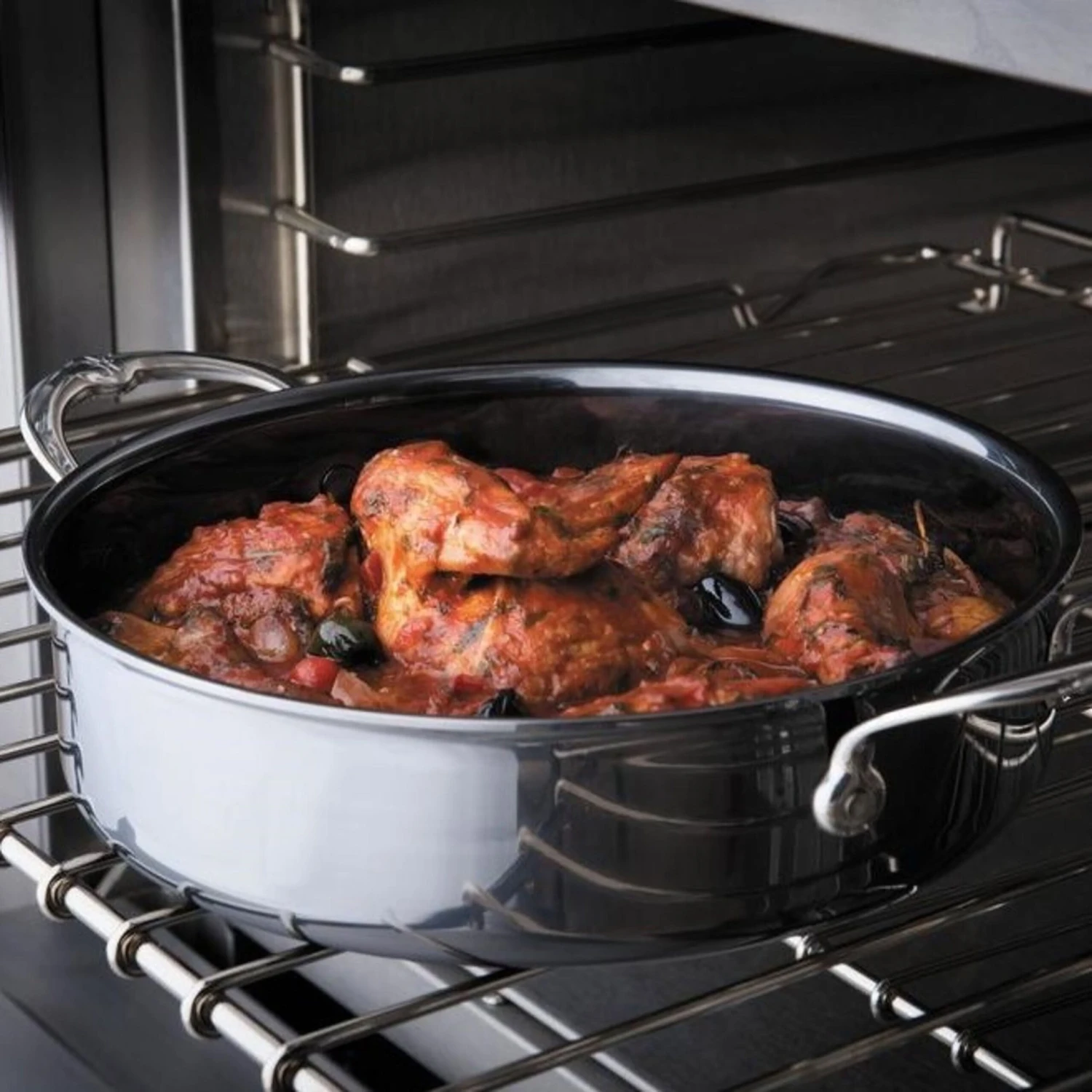 Hestan NanoBond 3.5-quart Titanium Stainless Steel Sauteuse 4 Hestan NanoBond 3.5-quart Titanium Stainless Steel Sauteuse - Image 2