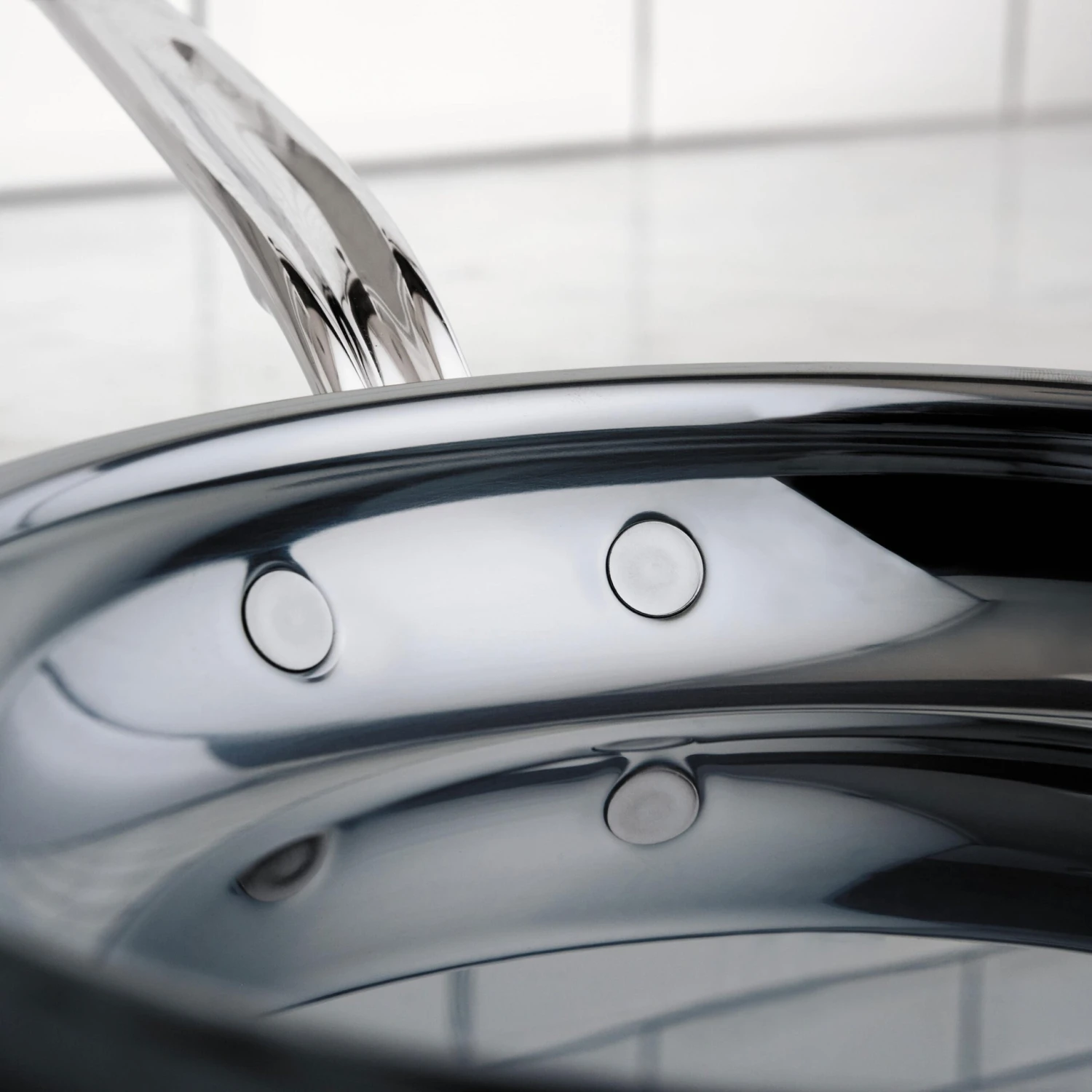 Hestan NanoBond 17 Piece Titanium Stainless Steel Cookware Set 5 Hestan NanoBond 17 Piece Titanium Stainless Steel Cookware Set - Image 3