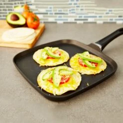 Scanpan Classic 11" Square Nonstick Griddle -Zwilling Shop 42001204 lifestyle