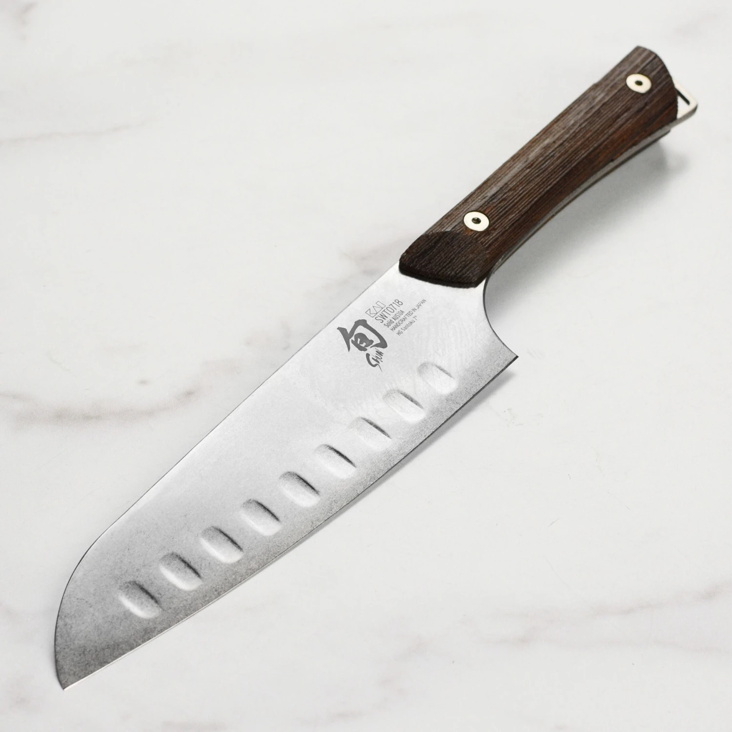 Shun Kanso 7" Hollow Edge Santoku Knife 7 Shun Kanso 7" Hollow Edge Santoku Knife - Image 5