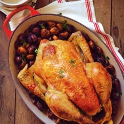 Le Creuset Signature Cast Iron 8-quart Cerise Oval Dutch Oven With Copper Knob -Zwilling Shop 45334