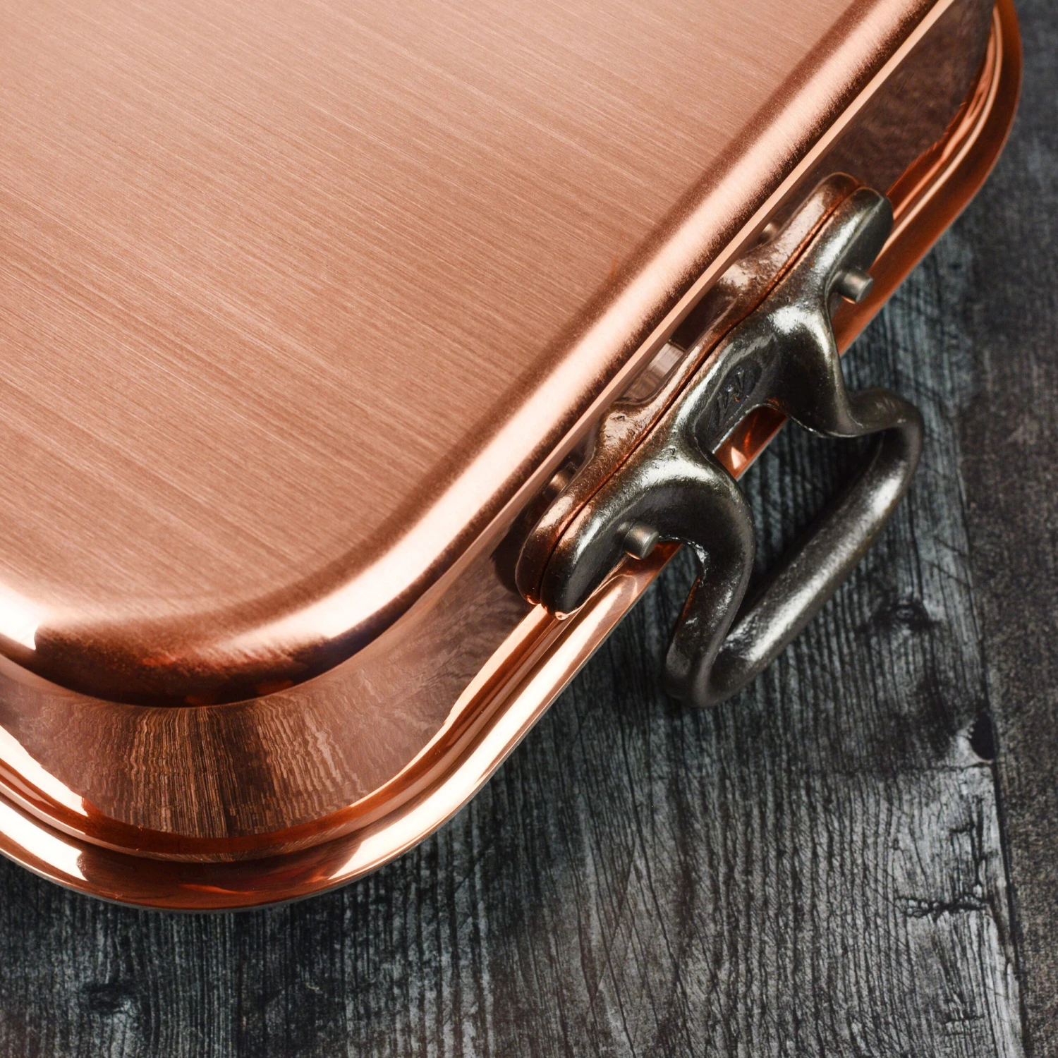 Mauviel 16" X 12" Tri-Ply Copper Roasting Pan & Rack With Cast Iron Handles 7 Mauviel 16" X 12" Tri-Ply Copper Roasting Pan & Rack With Cast Iron Handles - Image 5