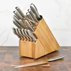 Global 6" Chef's Knife -Zwilling Shop 46480 57bf8c78 da50 4c87 870a 3a6eb29618b0