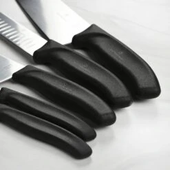 Victorinox Swiss Classic 18 Piece Knife Block Set -Zwilling Shop 48425