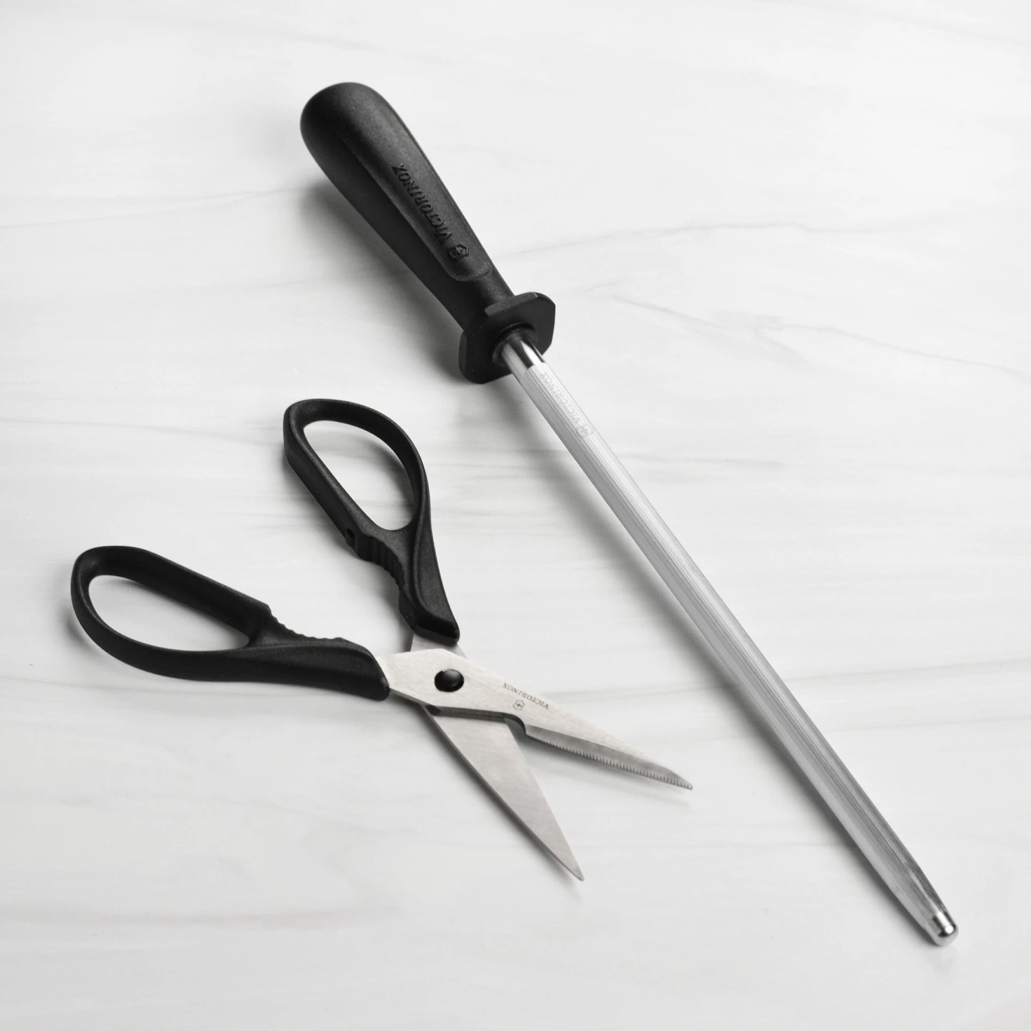 Victorinox Swiss Classic 14 Piece Walnut Swivel Knife Block Set 11 Victorinox Swiss Classic 14 Piece Walnut Swivel Knife Block Set - Image 9