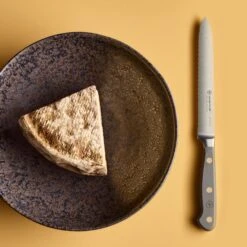 Wusthof Classic 5" Velvet Oyster Serrated Utility Knife -Zwilling Shop 52756