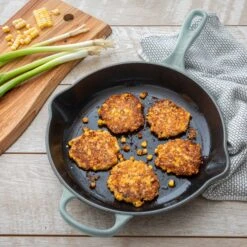 Le Creuset Signature Cast Iron 9" Sea Salt Iron Handle Skillet -Zwilling Shop 5 d8812ae8 f8be 47c1 bd71 b1811a491b3d