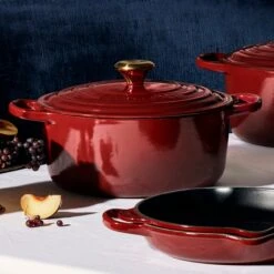 Le Creuset Signature Cast Iron 5.5-quart Rhone Round Dutch Oven -Zwilling Shop 8 fa1a79ad 83a0 4760 823e 8a6384efa92b