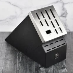 Henckels Modernist 20 Piece Self-Sharpening Knife Block Set -Zwilling Shop DSC 0229